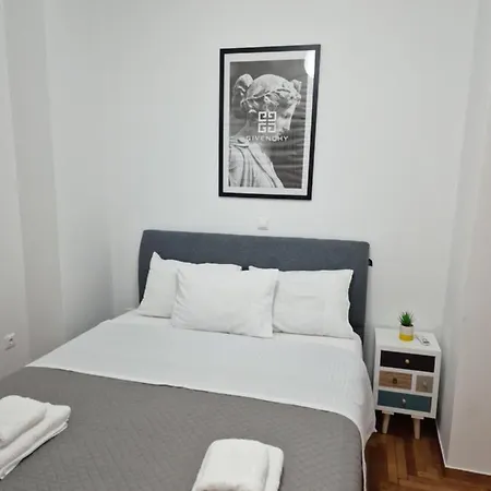 Luxury Kato Patissia *