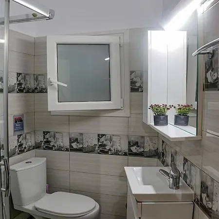 Modern Aprtmnt In Exarhia Athens
