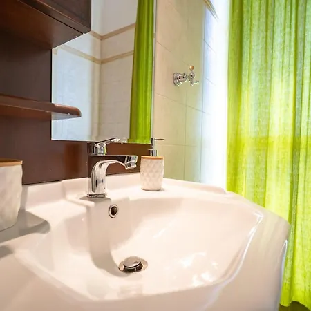 Apartment Glyfada 3 Bedrooms 6 Persons By Mps Athens