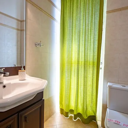Glyfada 3 Bedrooms 6 Persons By Mps Apartment Athens