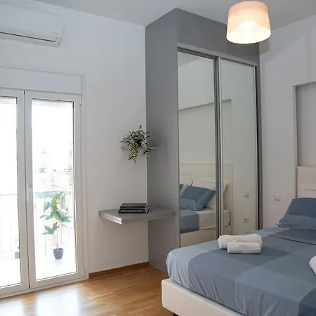 Spacious In Pagkrati Athens