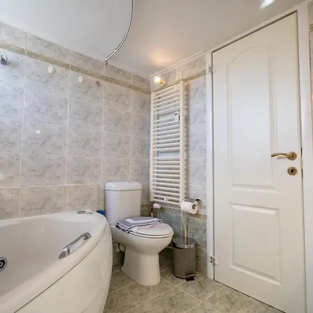 Glyfada 3 Bedrooms 6 Persons By Mps Apartment *