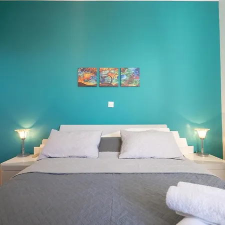 Glyfada 3 Bedrooms 6 Persons By Mps Apartment *