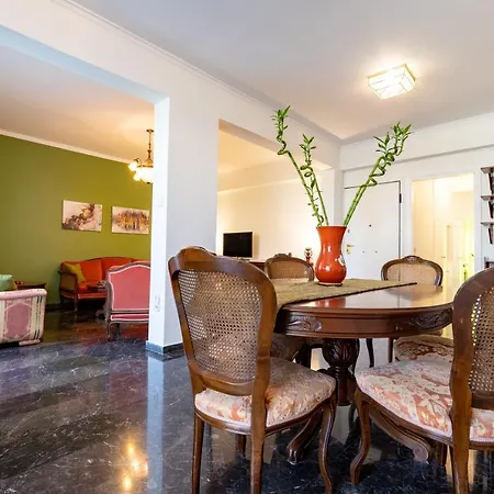 Glyfada 3 Bedrooms 6 Persons By Mps *