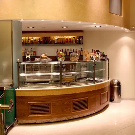 Hotel Golden 3*