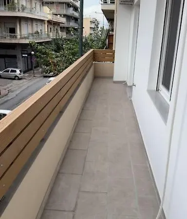 New Center Near Metro Apartment *