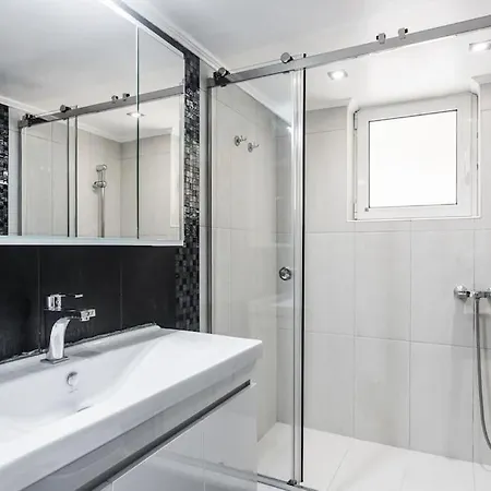 Apartment Radiant Retreat In Paleo Faliro By Upstreet *
