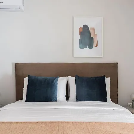 Apartment Radiant Retreat In Paleo Faliro By Upstreet