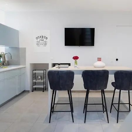 Soho Lofts -evaggelistrias 18 * Athens