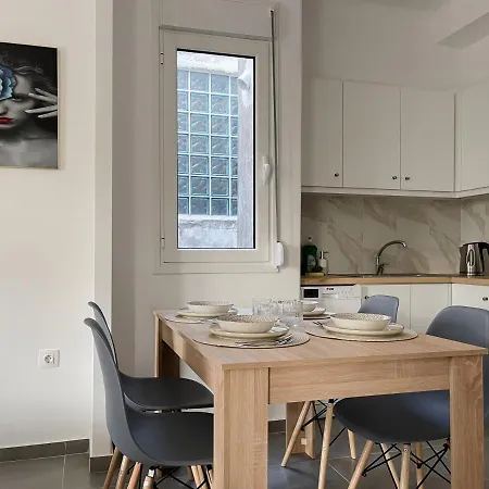 3-bedroom Millennial In The City Center Apartament Ateny