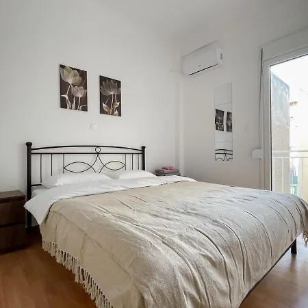 3-bedroom Millennial In The City Center Atene