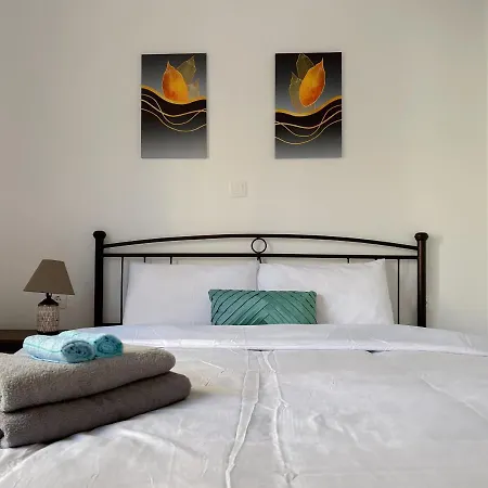 3-bedroom Millennial In The City Center Apartament Ateny