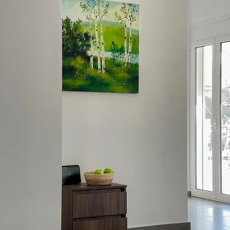 3-bedroom Millennial In The City Center Apartament *
