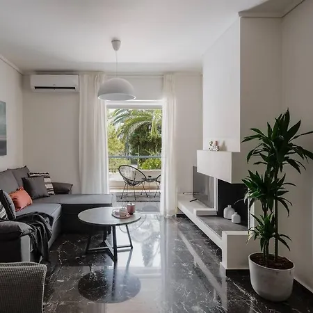 Apartment Beachfront In Voula W/balcony *