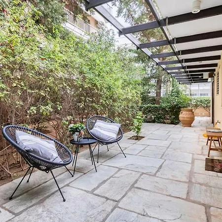 Villa Private Garden Next To The And Market