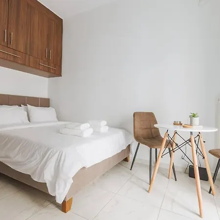 Tranquil Shelter Near Mavili Square Apartment *