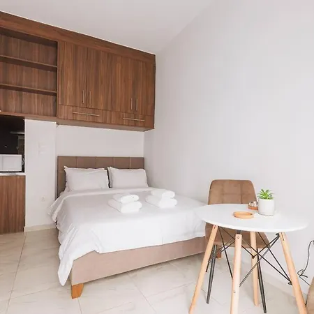 Apartment Tranquil Shelter Near Mavili Square *