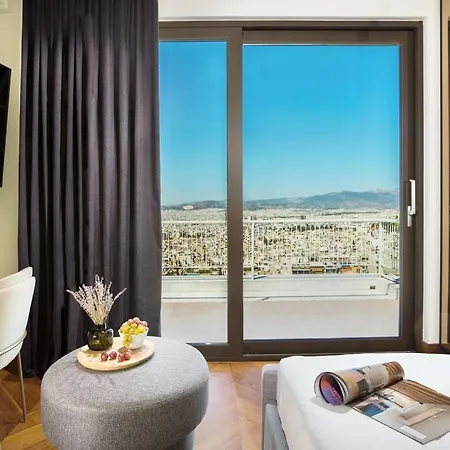 Penthouse Apartment *