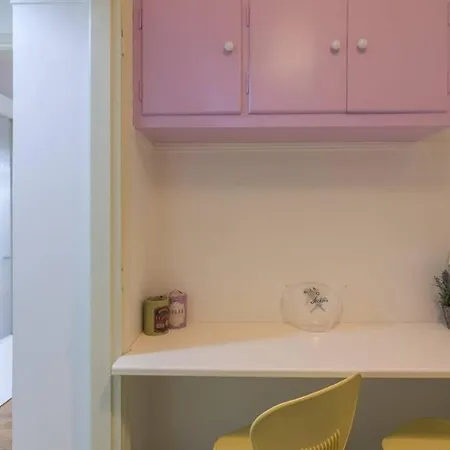 Cozy Hilton Hideaway: & Modern * Athens