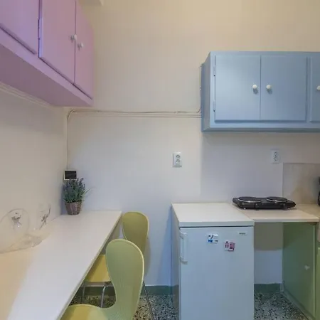 Cozy Hilton Hideaway: & Modern Apartment *