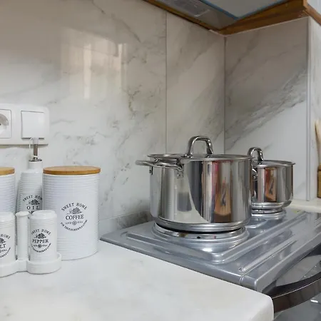 Petralona Semi-basement For 2 Persons * Athens