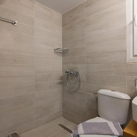 Apartment Petralona Semi-basement For 2 Persons Athens