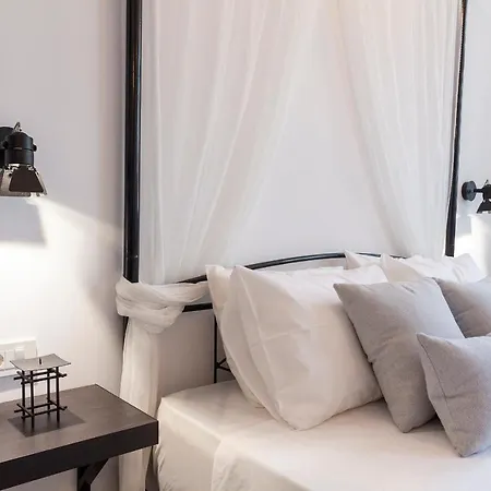 Luxury One Bedroom Aristophanes * Athens