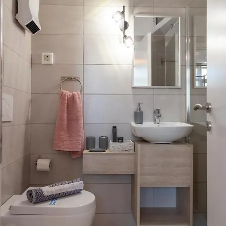 Luxury One Bedroom Aristophanes * Athens