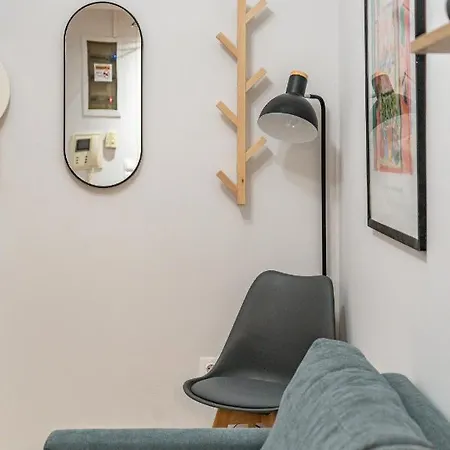 Apartment Per56 By Smart Cozy - Right Next To The Metro - Parking - Available 24hr *