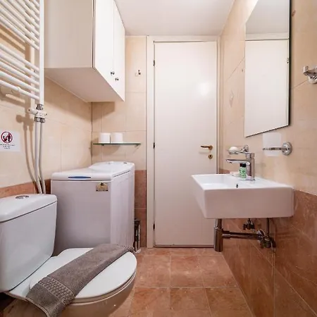 Per56 By Smart Cozy - Right Next To The Metro - Parking - Available 24hr * Athens