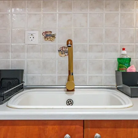 Apartment Per56 By Smart Cozy - Right Next To The Metro - Parking - Available 24hr