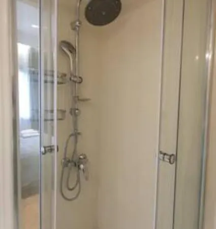 Charming In Kolonaki Apartment