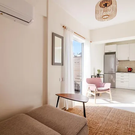 Apartment Cosy & Stylish 1-bedroom In The Centre Athens
