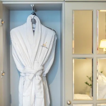 Apartment The Rare Luxury Gem Near Syntagma, Kolonaki Square *