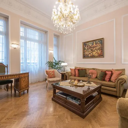 The Rare Luxury Gem Near Syntagma, Kolonaki Square Αθήνα