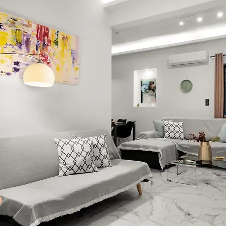 Luxury In Glyfada Apartment