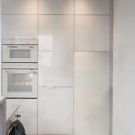 Acropolis Flat