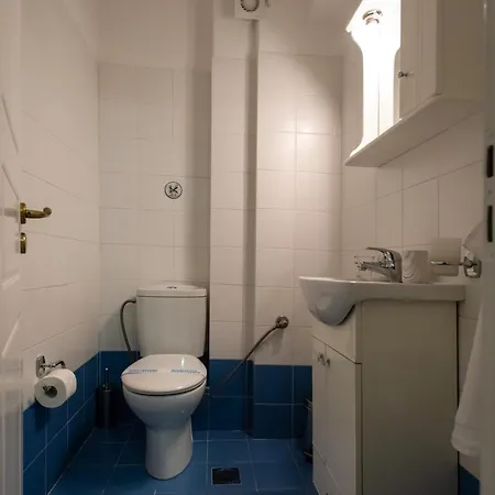 Kg Acropolis Escape Apartment *