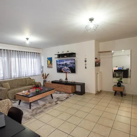 Kg Acropolis Escape Apartment