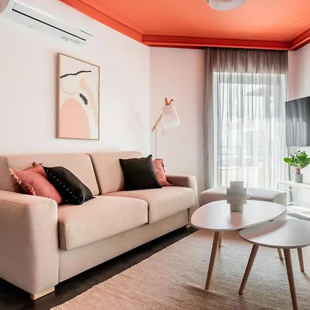 Onezerotwo By Zoia Living Aparthotel