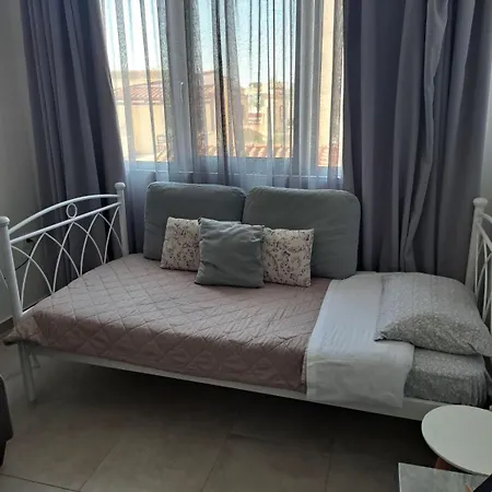 Attalos Luxury Flat Psyrri Square Apartment
