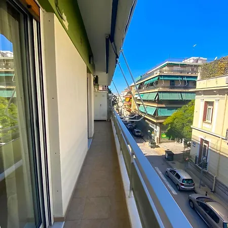 Thisio Center Apartment *