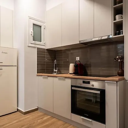 Delightful Sense 2bd In Kolonaki 7 Min To Metro Apartment *