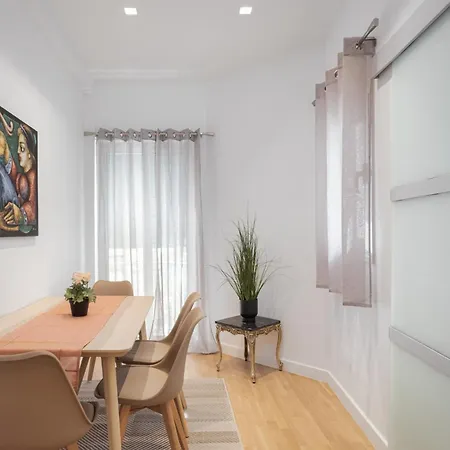 Athenian Hillside Apartment *