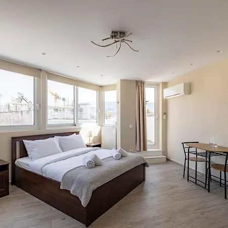 Penthouse In The Heart Of *