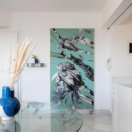 Athenian Sky High Excellence Apartment