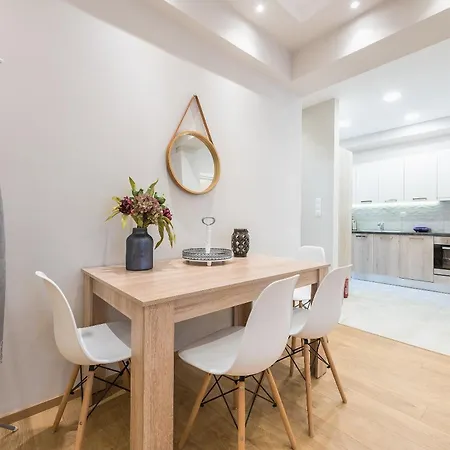 Apartment A Place 4u No20 *