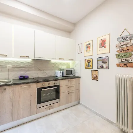 Apartment A Place 4u No20