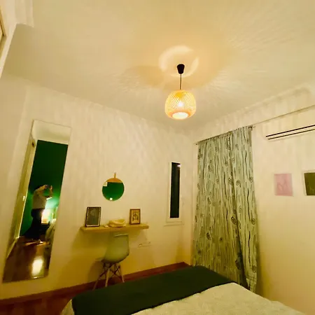Apartment Antinoros Inn, Stylish Apartment,3' To Metro Athens