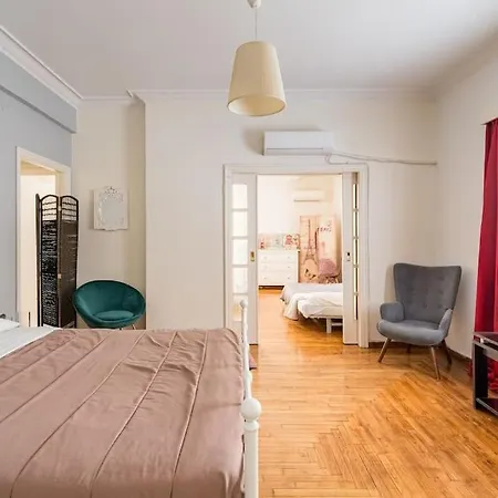 Amazing 3bdr With Unique Roof Garden In Plaka Apartment